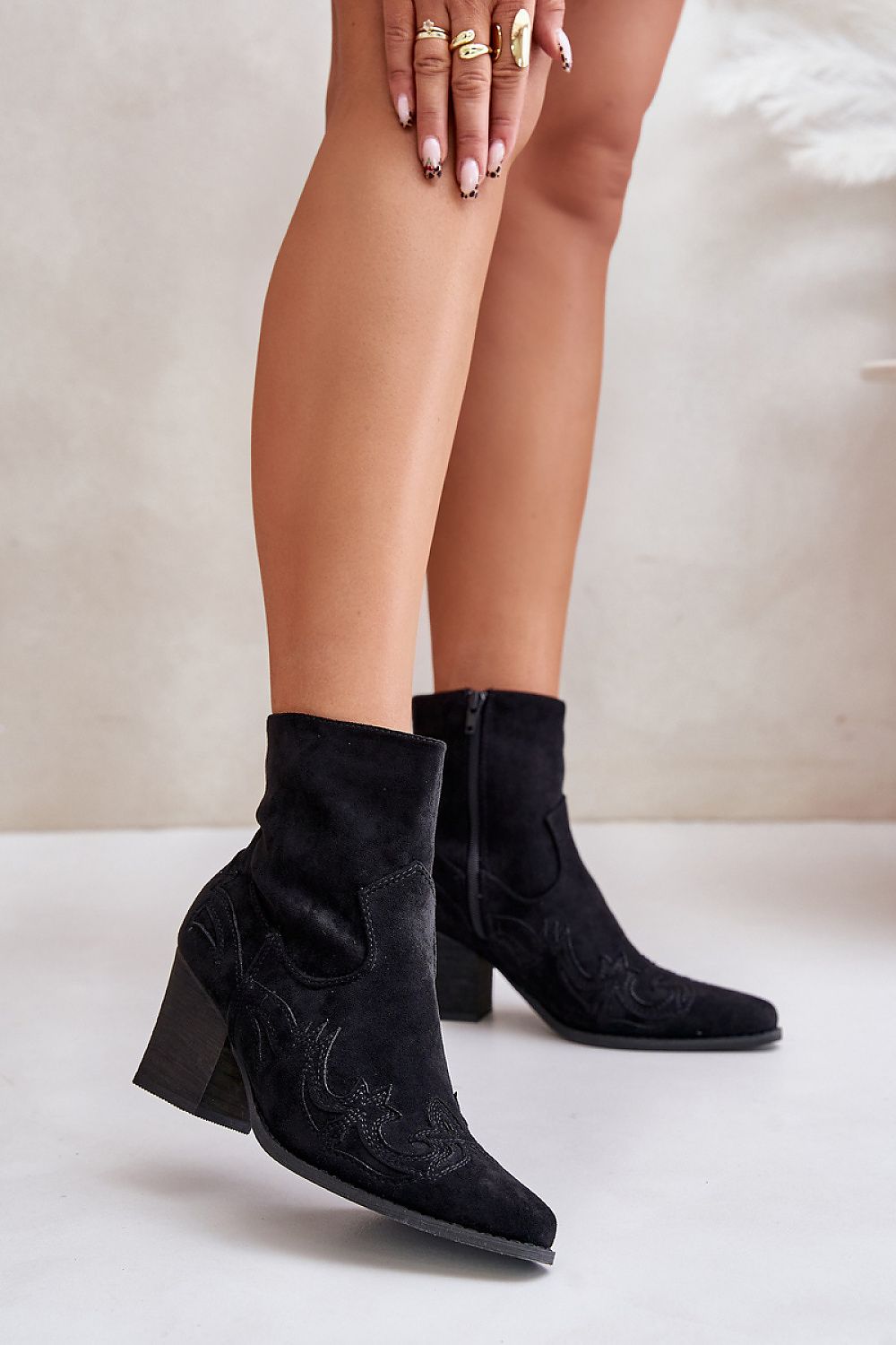 Cowboy black heel boots