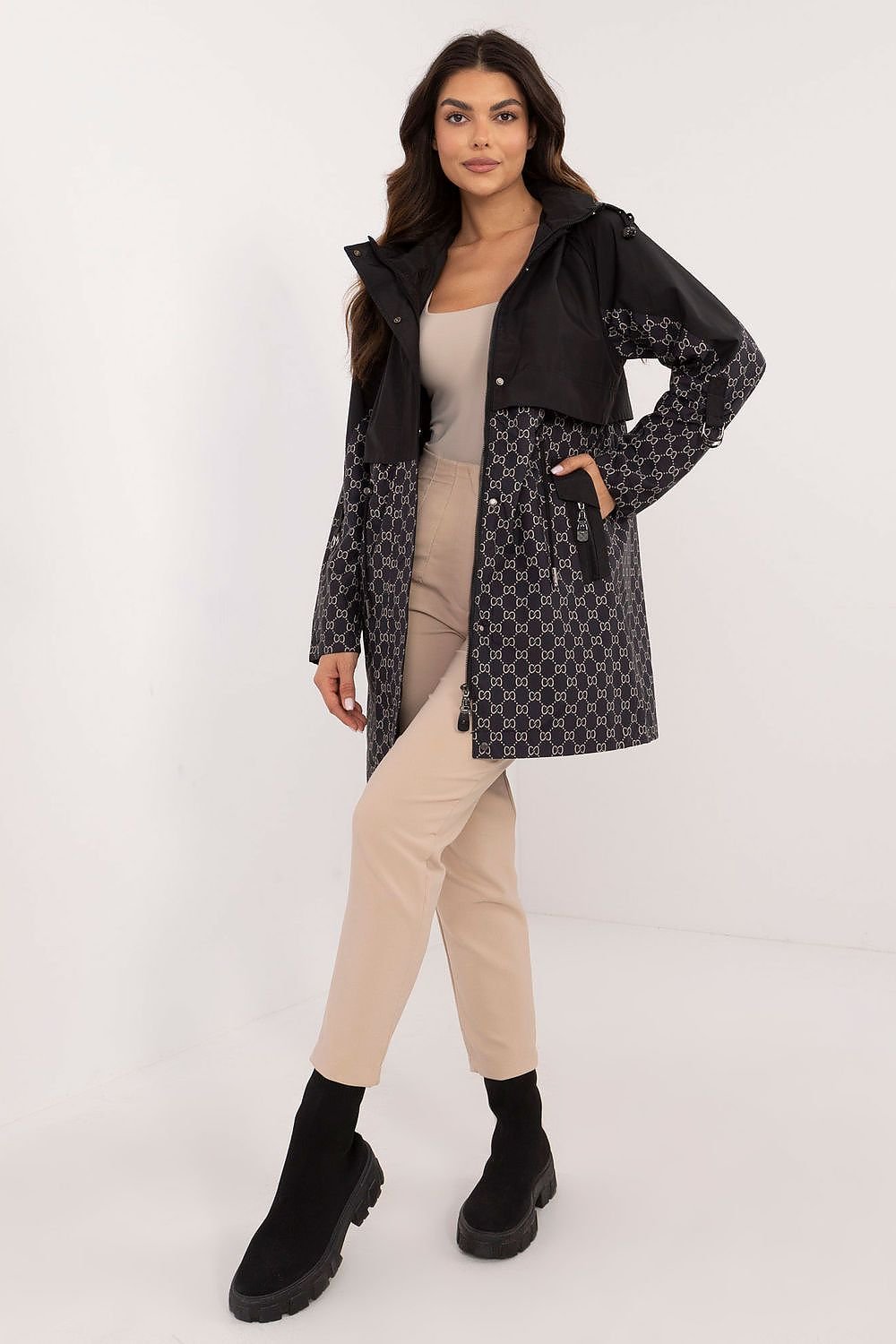 Women's casual style transitional jacket