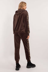 Sweatshirt and pants velour set