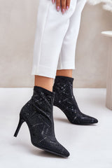 Lovely black heel boots