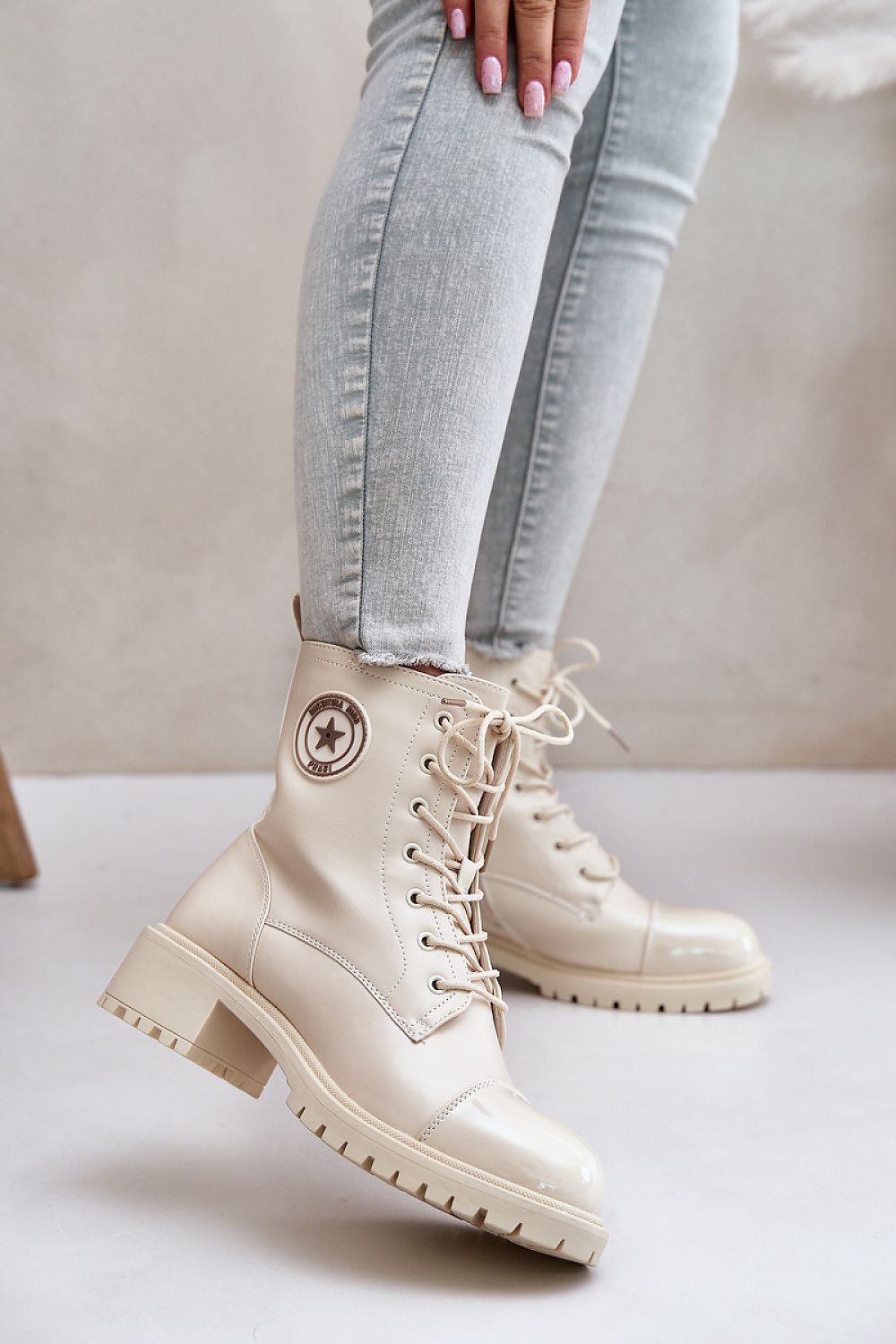 Classic design worker boots