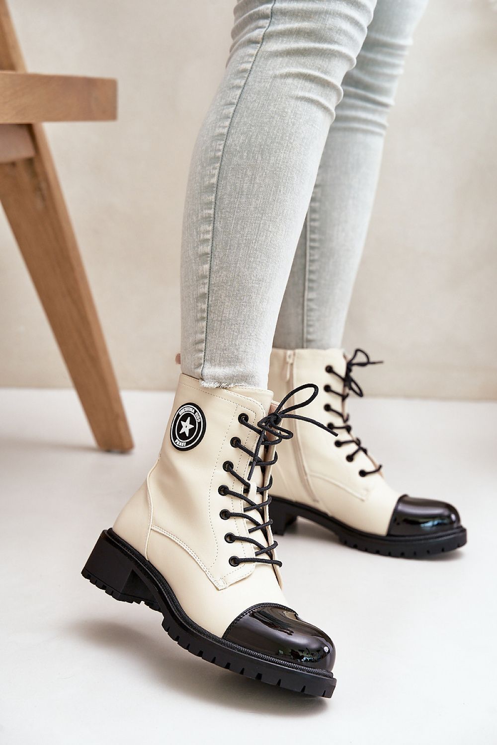 Classic design worker boots