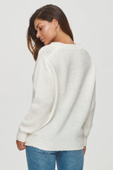 Loose-fitting women's sweater