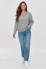 Loose-fitting women's sweater