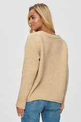 Long sleeves loose-fitting sweater