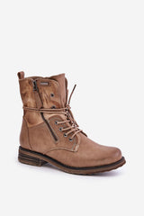 Women's flat-heeled boots