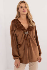 Velour blouse with decorative creasing