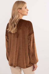 Velour blouse with decorative creasing