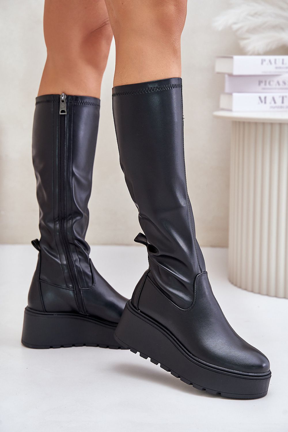 Stylish wedge platform buskin boots