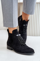 Women's boots with ankle-length upper