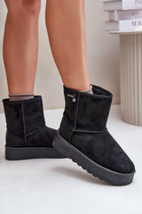 Fashionable soft fur snow boots