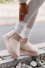 Fashionable beige snow boots