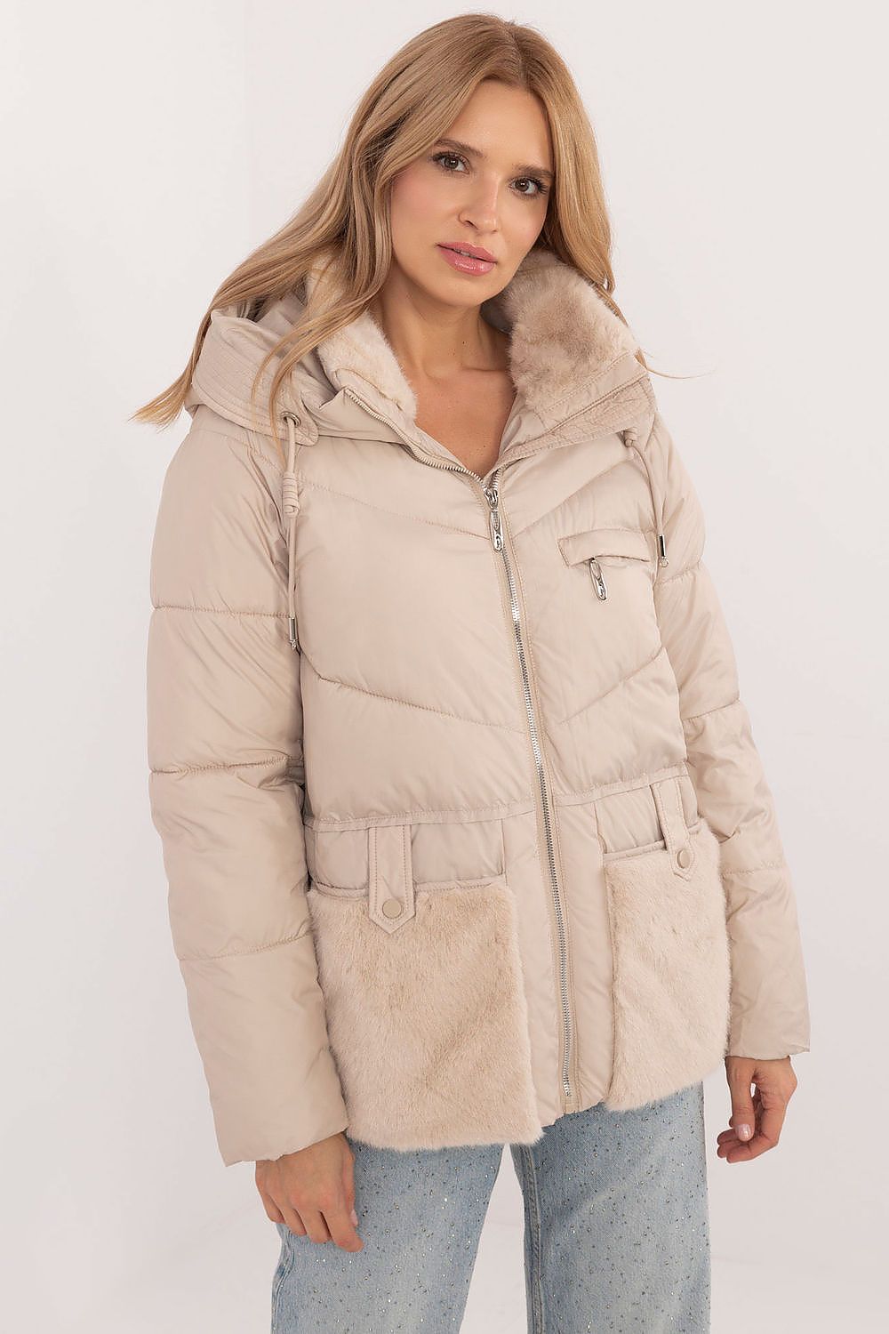 Women's casual quilted jacket