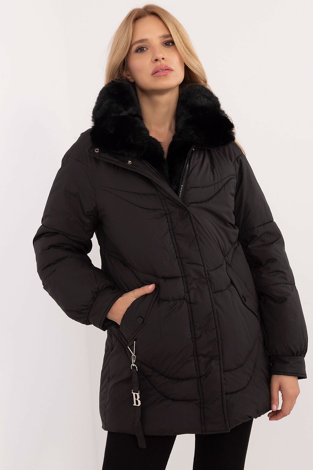 Women's casual quilted jacket