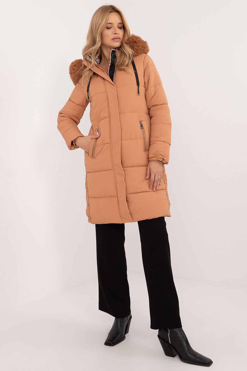 Quilted detachable hood winter jacket