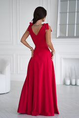 Elegant long evening dress with a slit