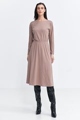 Long slightly batwing sleeve daydress