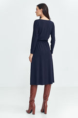 Long slightly batwing sleeve daydress