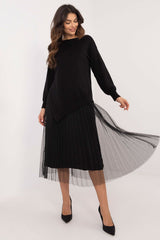 Elegant long-sleeved sweater dress set