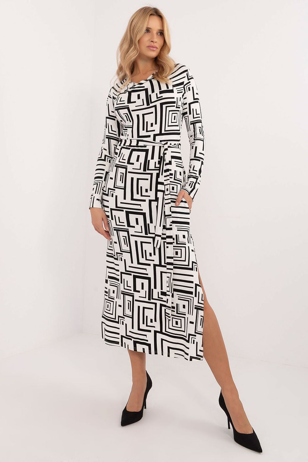 Long sleeves geometric pattern day dress