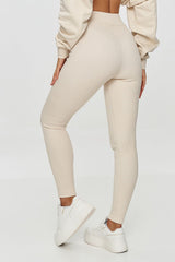 Flexible perfectly accentuates casual leggings