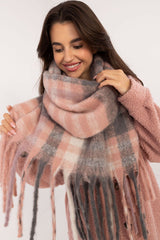 Elegant classic checkered pattern scarf