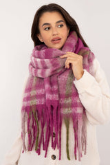 Elegant classic checkered pattern scarf