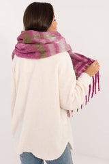 Elegant classic checkered pattern scarf