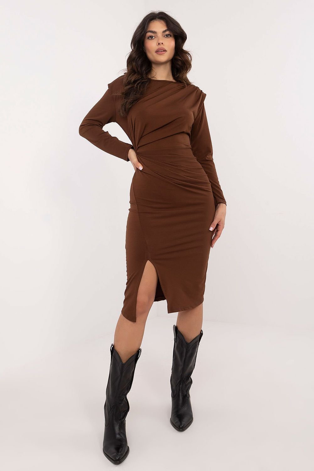 Elegant Pencil-Cut Midi Dress with Shoulder Accents