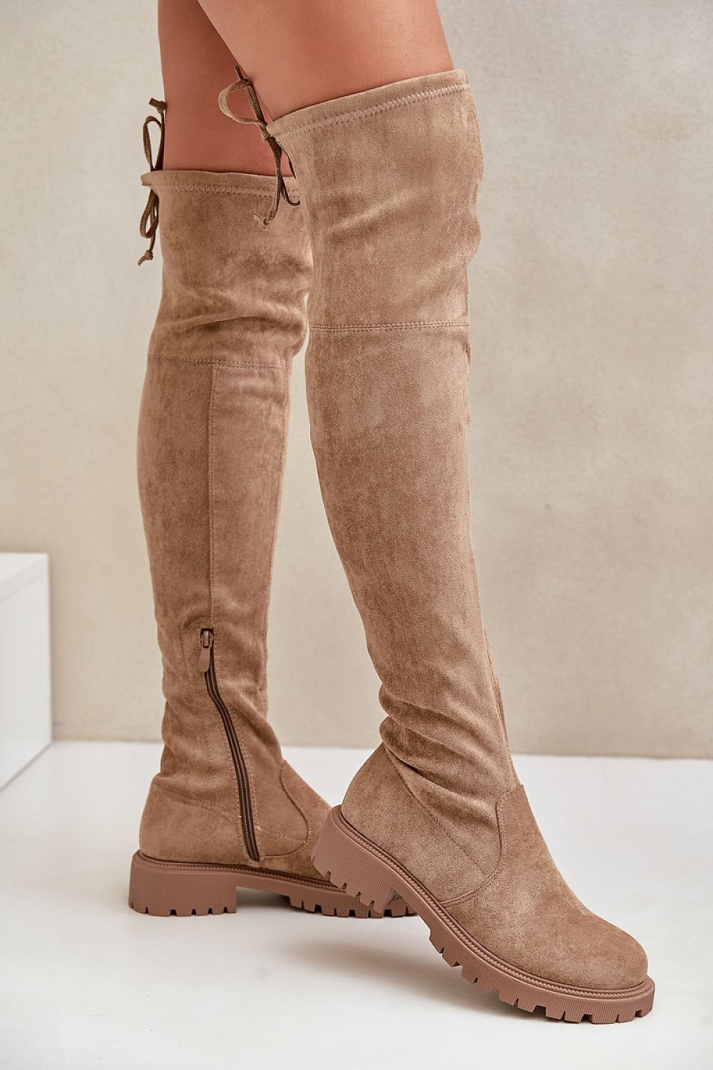 Women's stylish faux suede knee-high boots