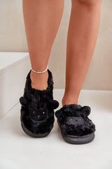 Women fur slippers with a sheep motif