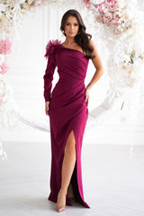 Fitted long evening dress with a rose on the shoulder