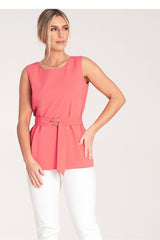 Trapezoidal elegant unbuttoned blouse