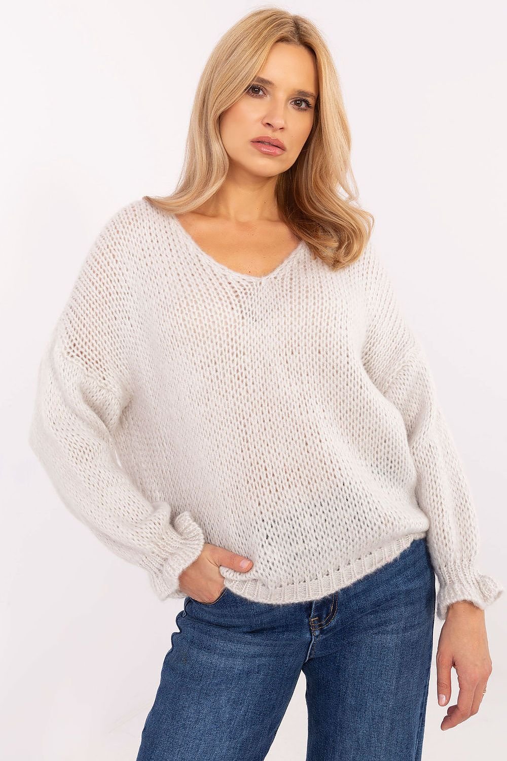 Stylish smooth design sweater