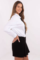 Long sleeve casual shirt with a universal cut