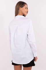 Long sleeve casual shirt with a universal cut