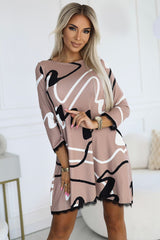 Black and white pattern stretchy sweater knit daydress