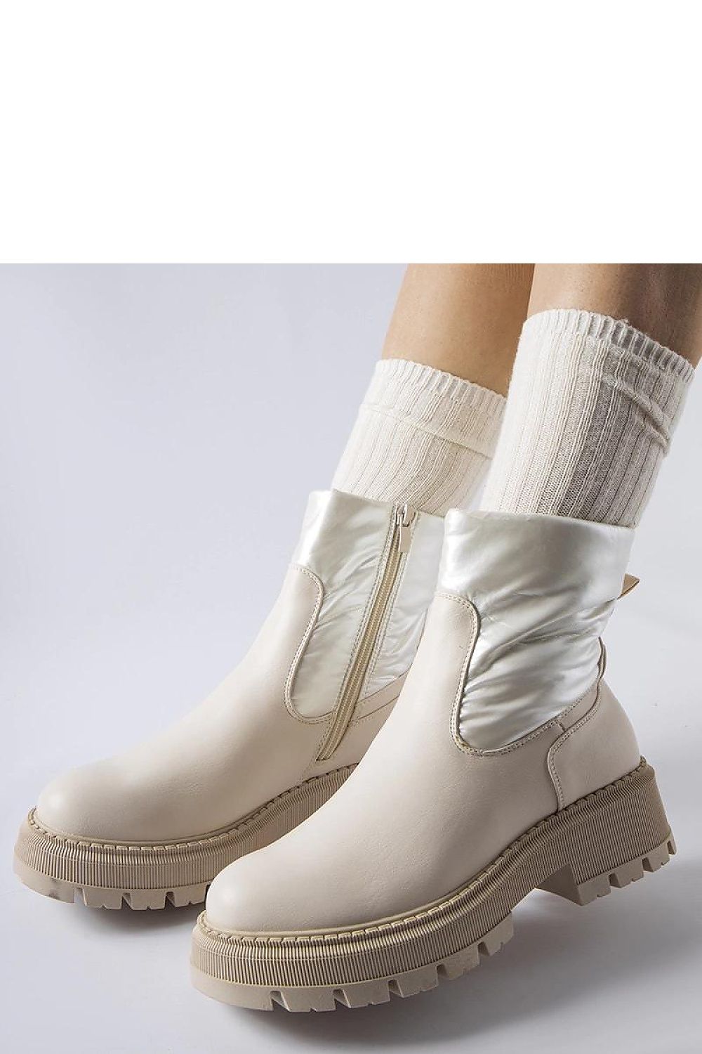 RevChic Ravene Boots 586 – Beige Secondary image