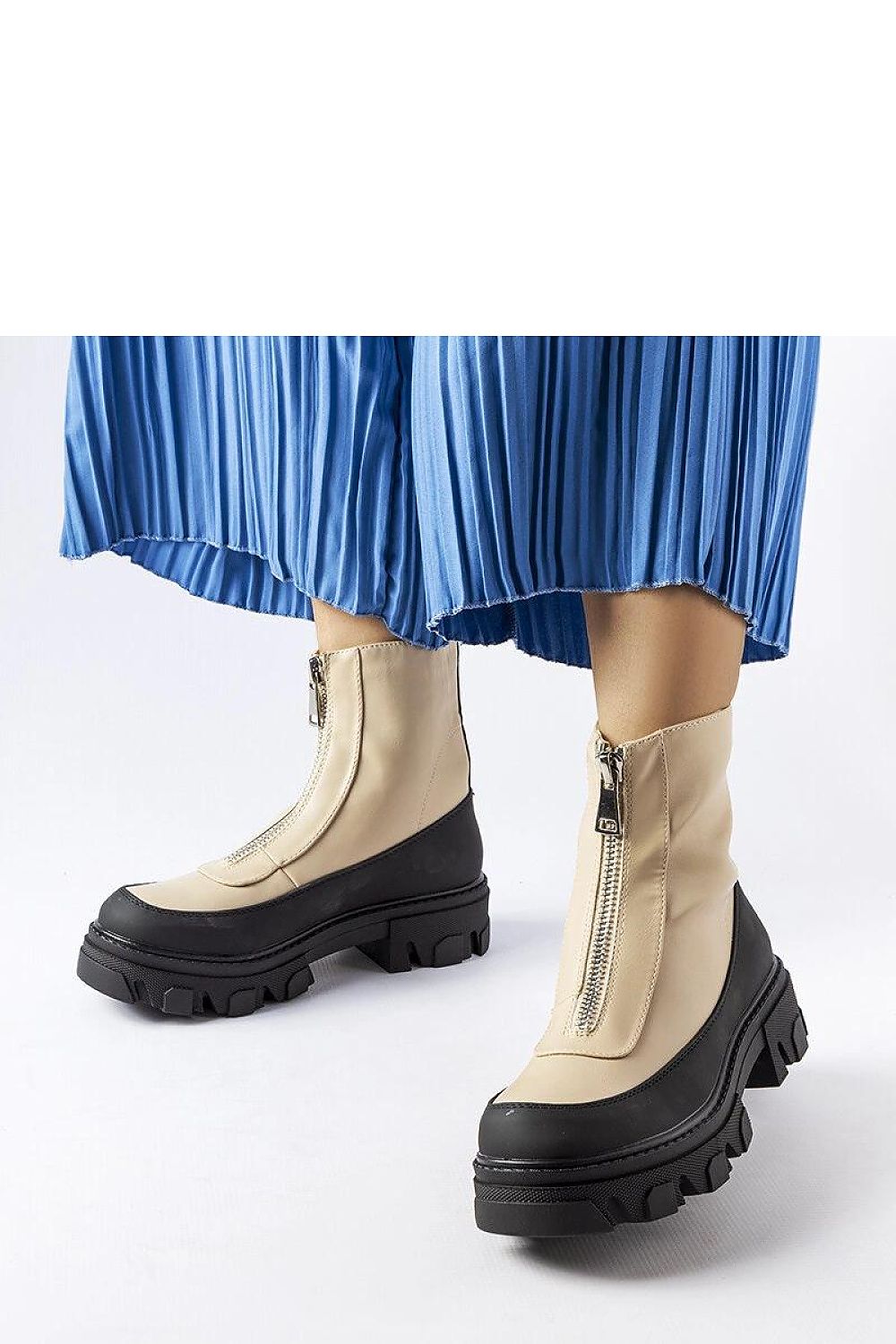 RevChic Kavira7 Boots 625 – Beige Secondary image