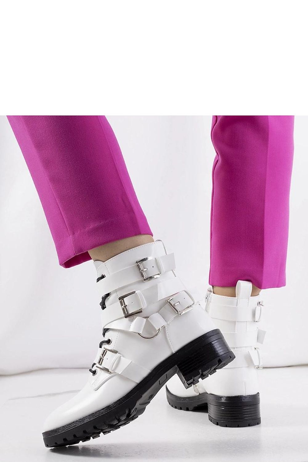 RevChic Kavira14 Boots 857 – White Secondary image