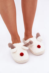 Charming reindeer motif slippers with fur