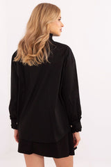 Long sleeve minimalist style shirt