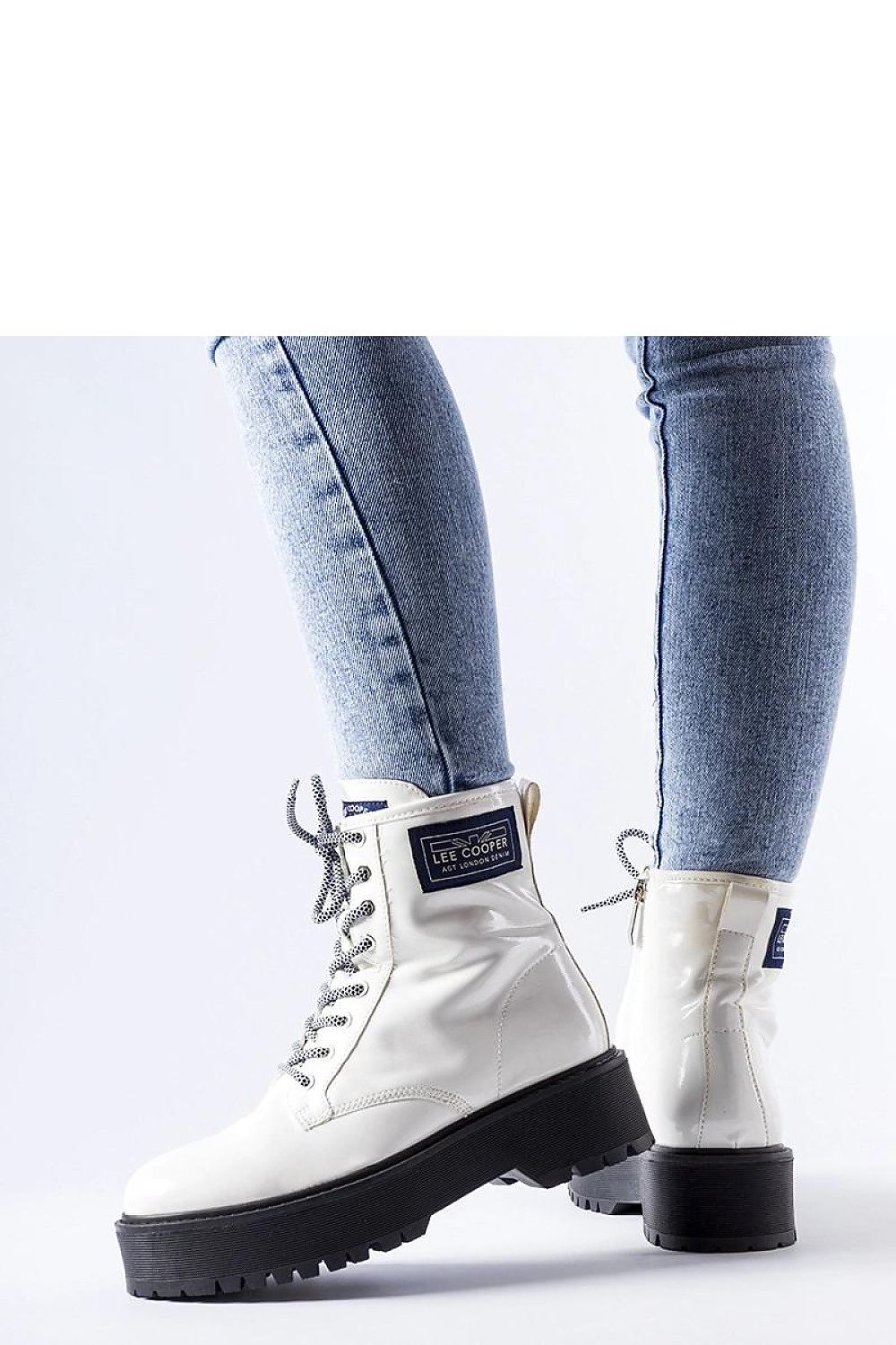 RevChic Kavira16 Boots 055 – White Secondary image