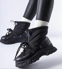 High-top insulated snow boots