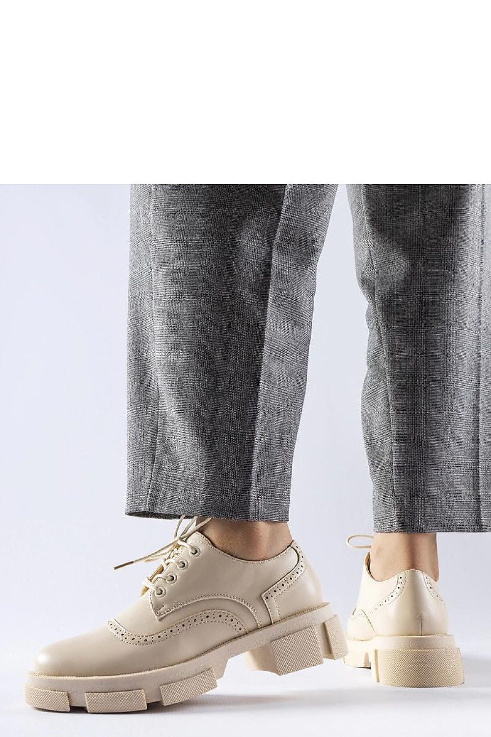 RevChic Lorae6 Half shoes 483 – Beige Secondary image