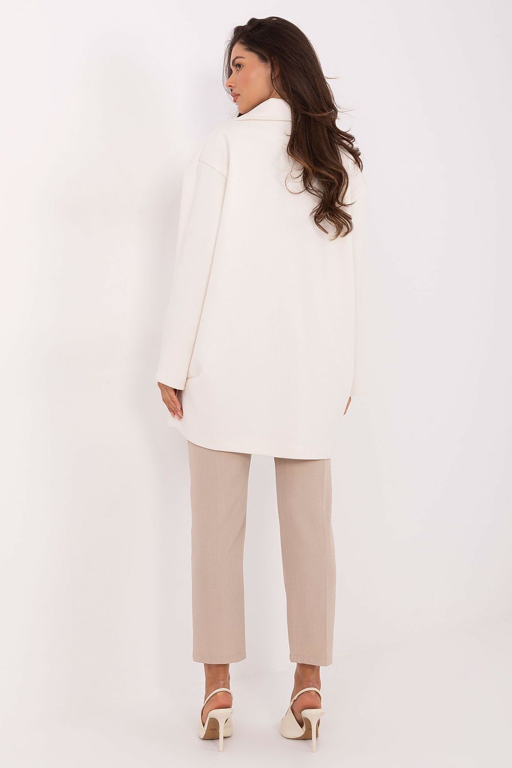 Elegant Winter Coat Secondary image