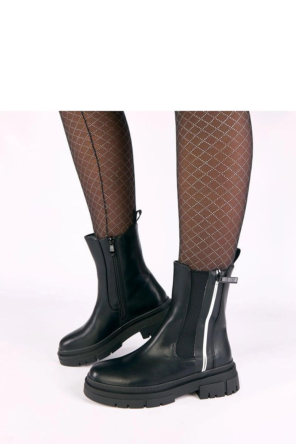 Stylish ankle boots with a decorative zipper Secondary image