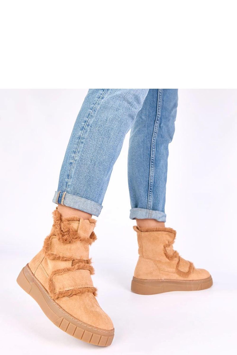 Elegant boots with fur Secondary image