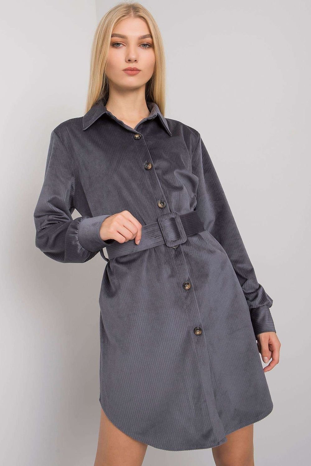 Long sleeves button-down daydress