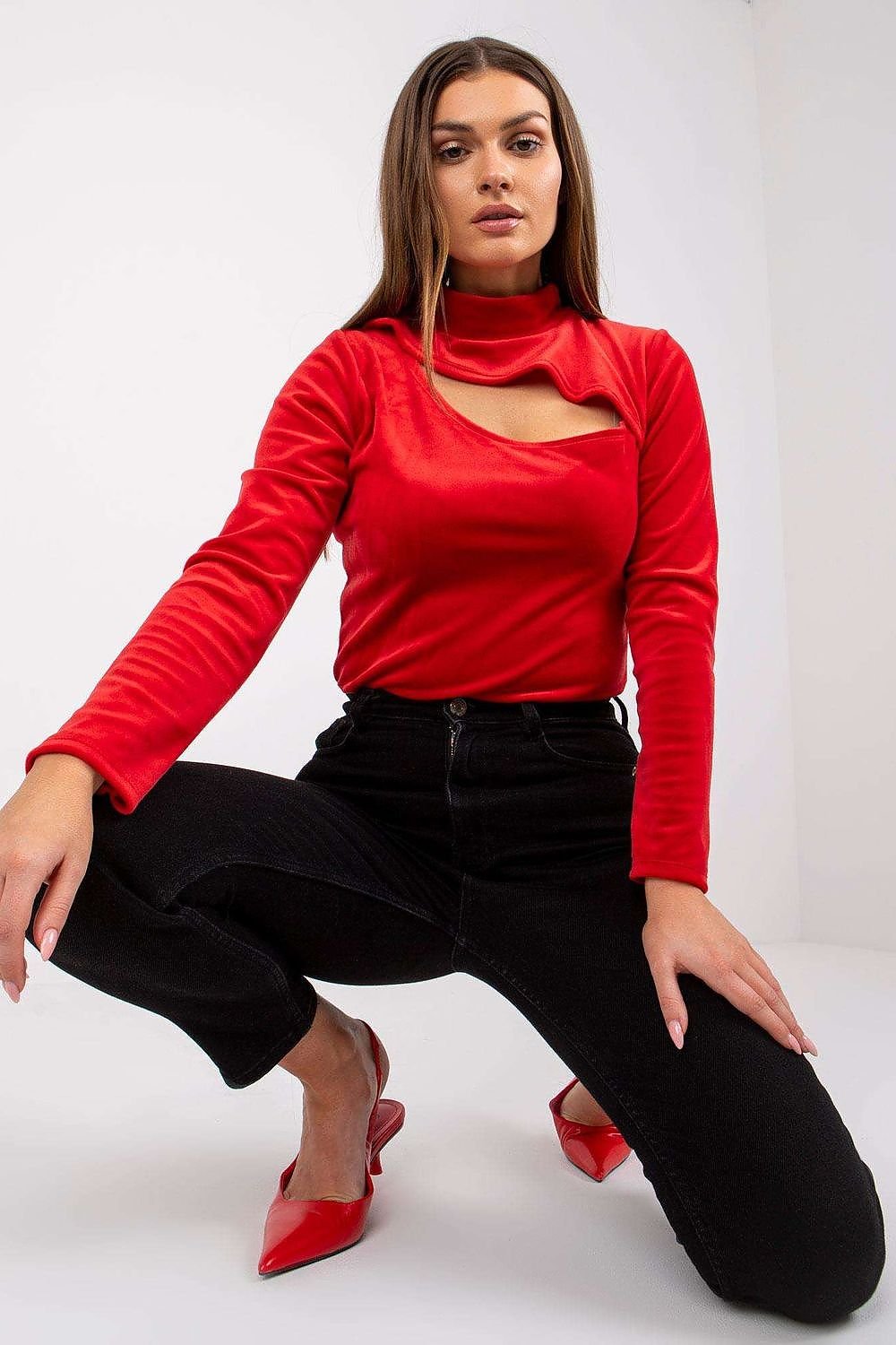 Long sleeve collar red velour blouse